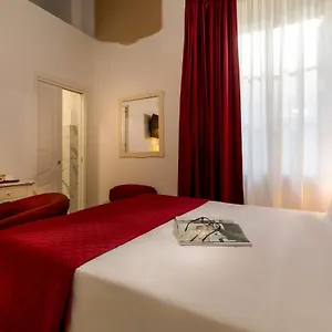 Residenza Conte Di Cavour & Rooftop 2* Флоренция