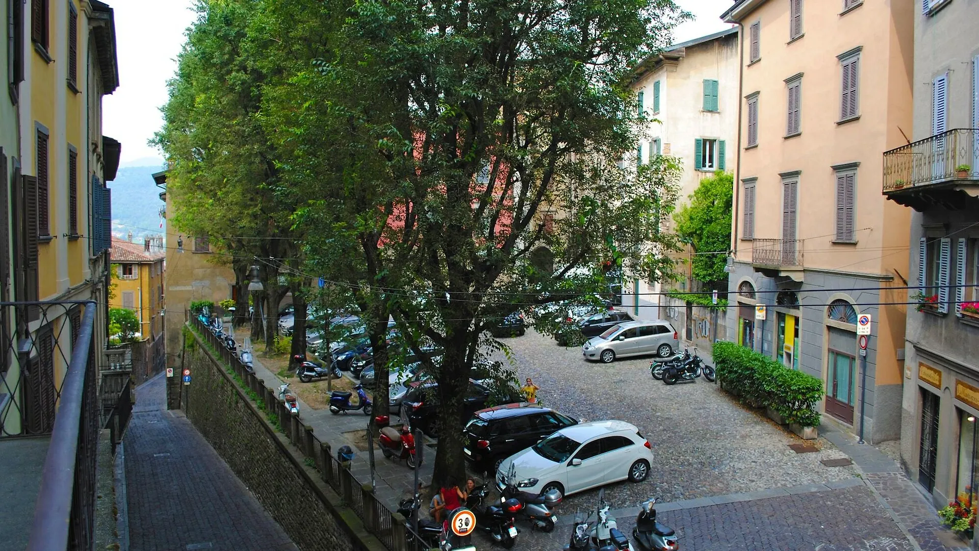 ***  Bergamo Alta Guest House Italy